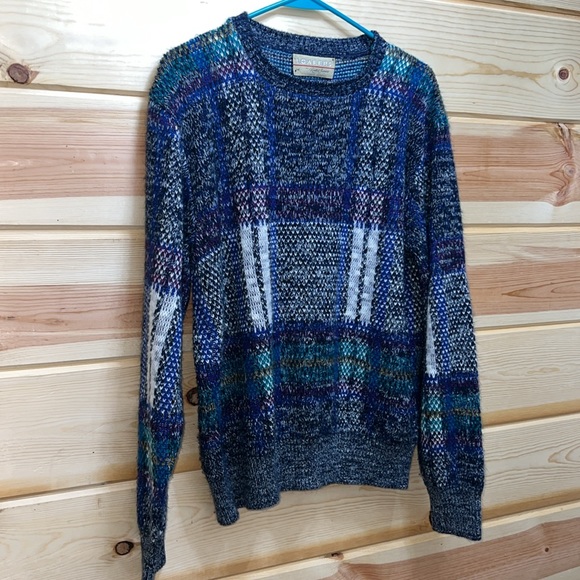 Vintage Sweater - Picture 2 of 8